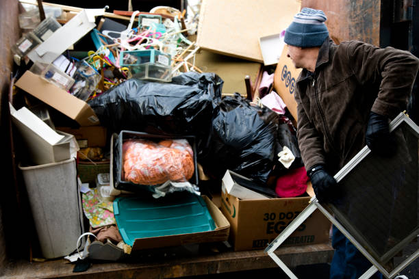 Best Construction Debris Removal  in Elburn, IL